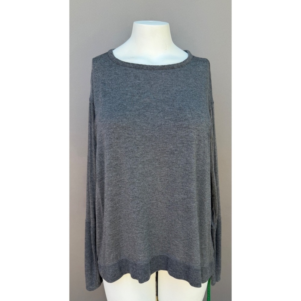 Zella Top Large Gray Tunic Round Neck Long Sleeve Tee Capsule Minimalist Ribbed